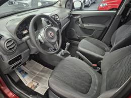 FIAT - PALIO - 2012/2013 - Vermelha - R$ 39.900,00