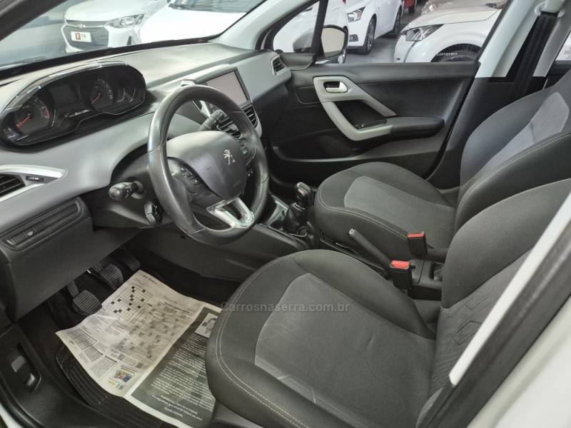 PEUGEOT - 208 - 2017/2017 - Branca - R$ 49.500,00