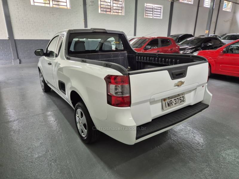 CHEVROLET - MONTANA - 2015/2016 - Branca - R$ 49.500,00