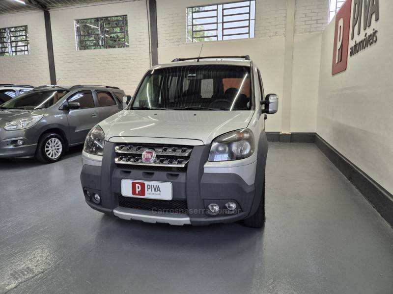 FIAT - DOBLÓ - 2014/2014 - Prata - R$ 54.500,00