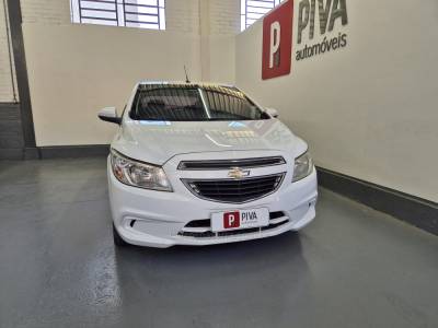 CHEVROLET - ONIX - 2014/2015 - Branca - R$ 43.900,00