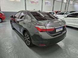 TOYOTA - COROLLA - 2018/2018 - Cinza - R$ 104.500,00