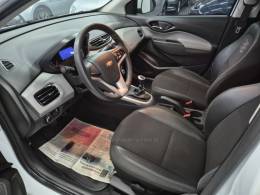 CHEVROLET - ONIX - 2019/2019 - Branca - R$ 63.900,00