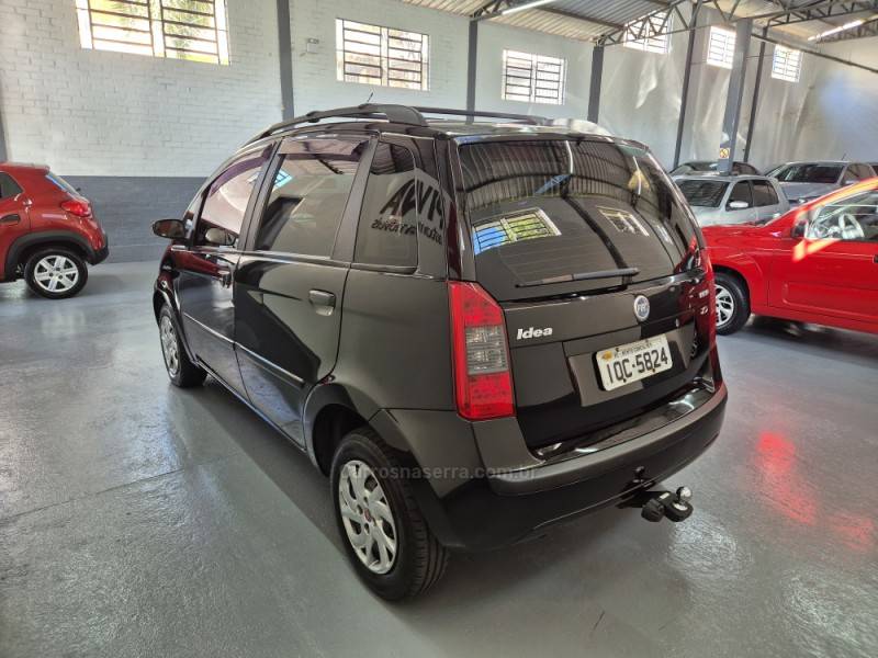 FIAT - IDEA - 2007/2008 - Preta - R$ 28.500,00