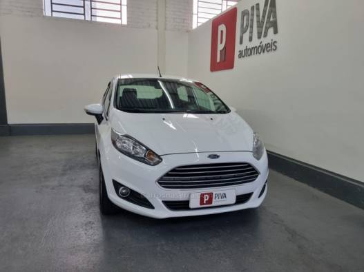 FORD - FIESTA - 2016/2016 - Branca - R$ 49.900,00