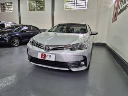 TOYOTA - COROLLA - 2018/2019 - Prata - R$ 107.900,00