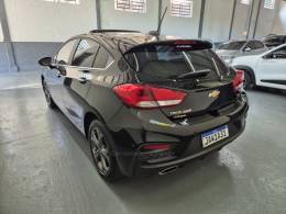 CHEVROLET - CRUZE - 2021/2022 - Preta - R$ 112.000,00