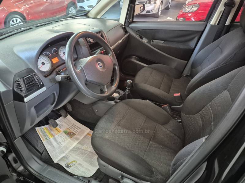FIAT - IDEA - 2007/2008 - Preta - R$ 28.500,00