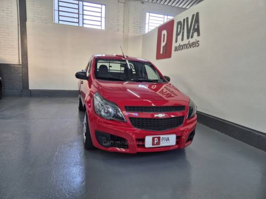 CHEVROLET - MONTANA - 2012/2013 - Vermelha - R$ 42.900,00