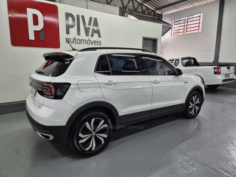 VOLKSWAGEN - T-CROSS - 2020/2021 - Branca - R$ 102.000,00