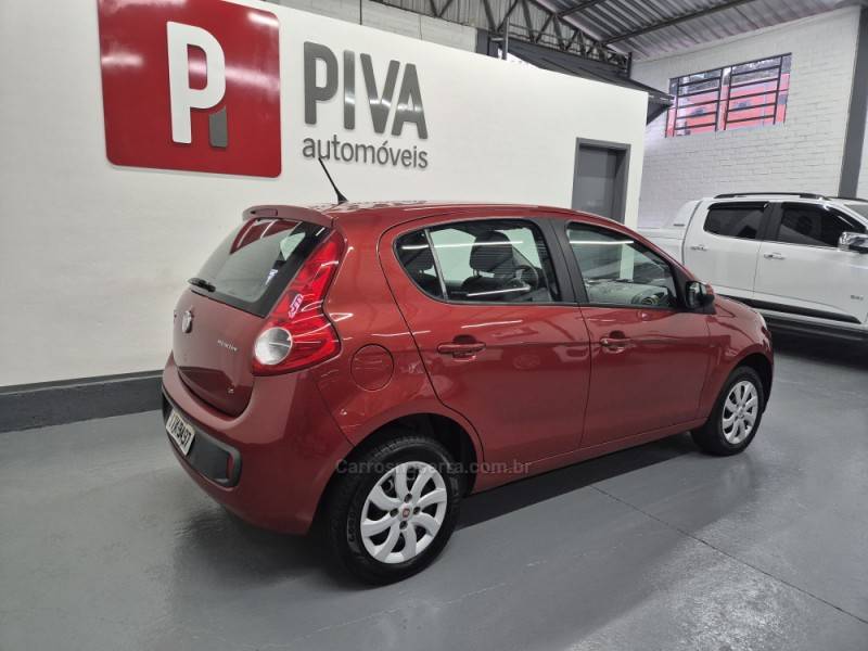 FIAT - PALIO - 2012/2013 - Vermelha - R$ 39.900,00
