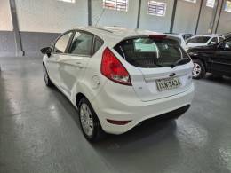 FORD - FIESTA - 2017/2017 - Branca - R$ 53.500,00