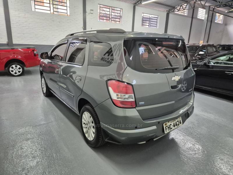 CHEVROLET - SPIN - 2013/2013 - Cinza - R$ 43.900,00
