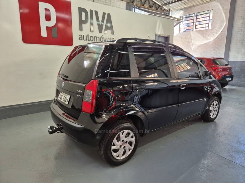 FIAT - IDEA - 2007/2008 - Preta - R$ 28.500,00