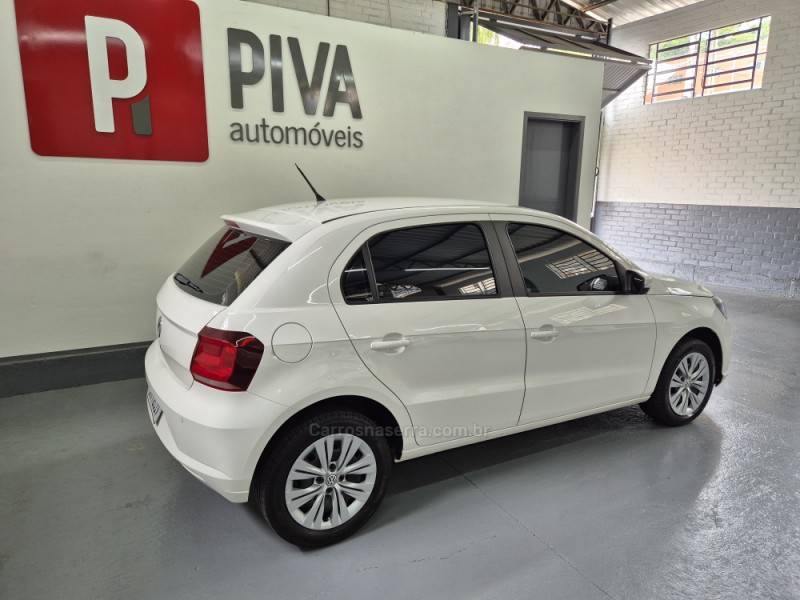 VOLKSWAGEN - GOL - 2020/2021 - Branca - R$ 53.900,00