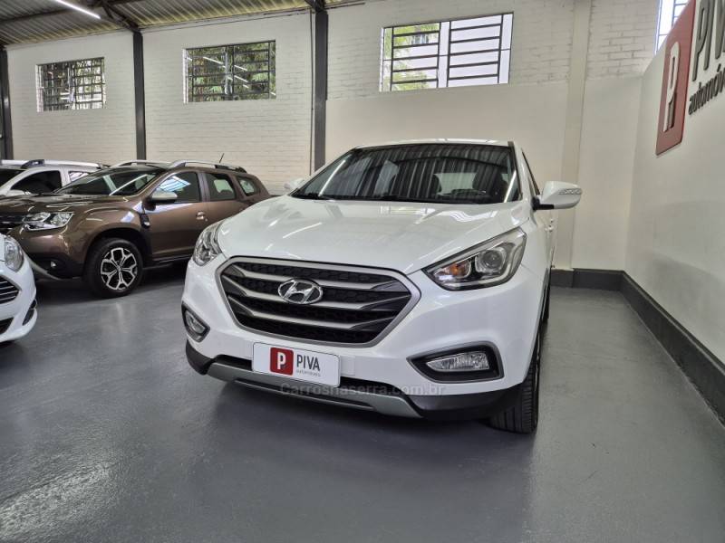 HYUNDAI - IX35 - 2016/2016 - Branca - R$ 78.900,00
