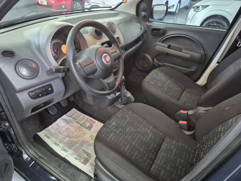 FIAT - UNO - 2013/2014 - Azul - R$ 29.500,00