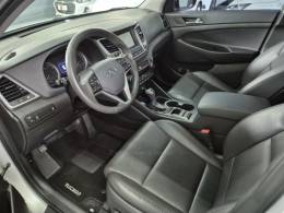 HYUNDAI - TUCSON - 2018/2019 - Prata - R$ 108.900,00