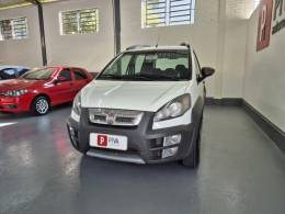 FIAT - IDEA - 2013/2014 - Branca - R$ 42.900,00