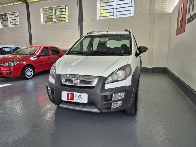 FIAT - IDEA - 2013/2014 - Branca - R$ 42.900,00
