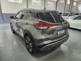 NISSAN - KICKS - 2023/2024 - Cinza - R$ 116.900,00