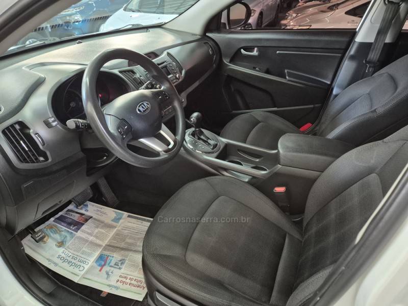 KIA MOTORS - SPORTAGE - 2013/2014 - Branca - R$ 75.900,00
