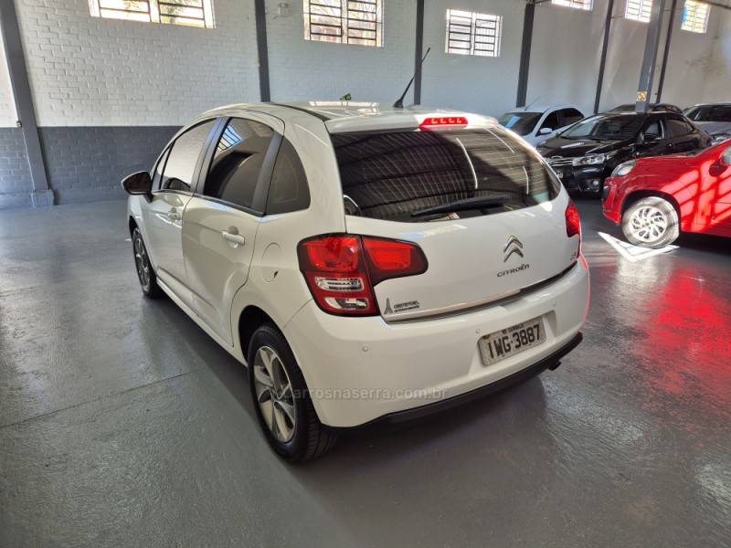 CITROËN - C3 - 2014/2015 - Branca - R$ 44.900,00