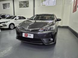 TOYOTA - COROLLA - 2018/2018 - Cinza - R$ 104.500,00