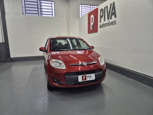 FIAT - PALIO - 2012/2013 - Vermelha - R$ 39.900,00