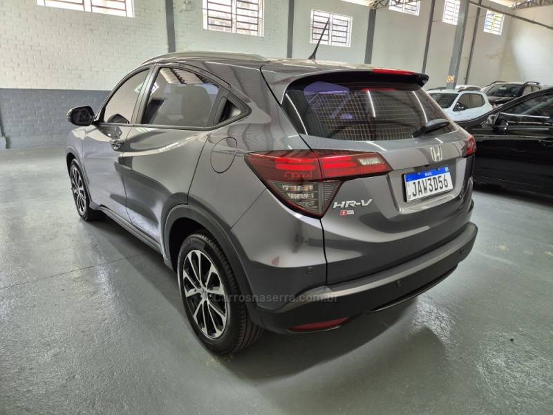 HONDA - HR-V - 2021/2021 - Cinza - R$ 125.000,00