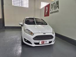 FORD - FIESTA - 2015/2015 - Branca - R$ 47.800,00