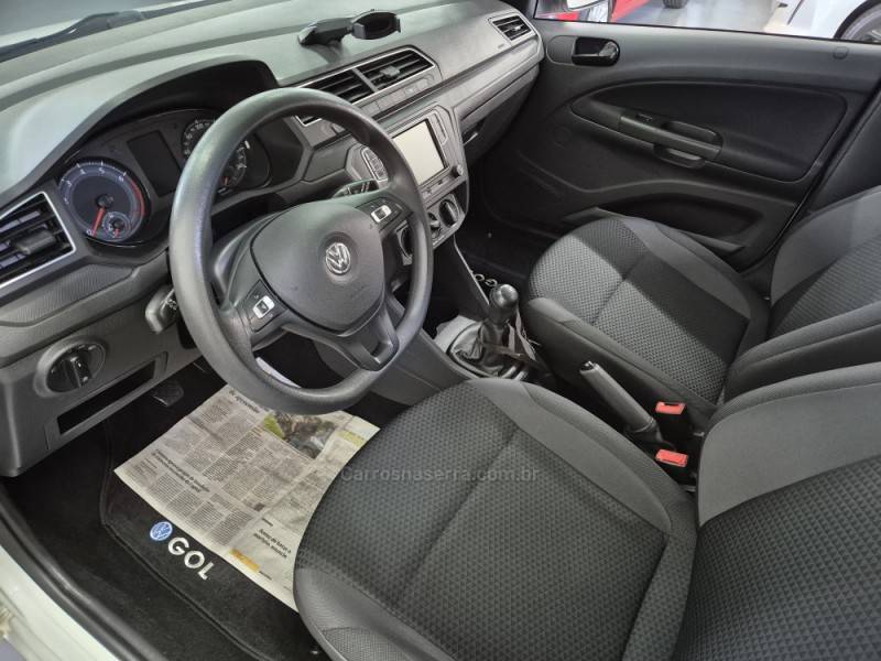 VOLKSWAGEN - GOL - 2020/2021 - Branca - R$ 53.900,00