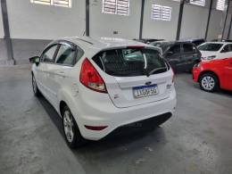 FORD - FIESTA - 2016/2016 - Branca - R$ 49.900,00